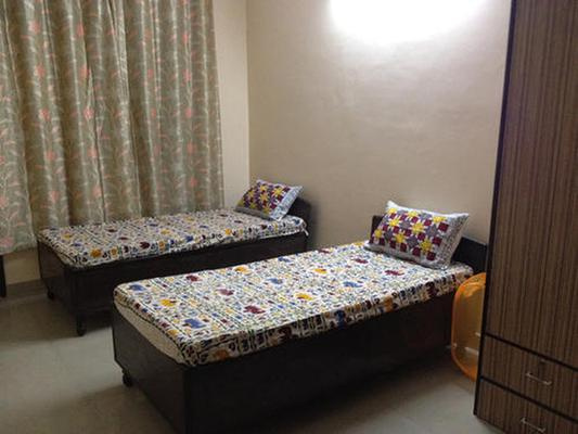 PG for Working Women in Block C, Laxmi Nagar, Delhi